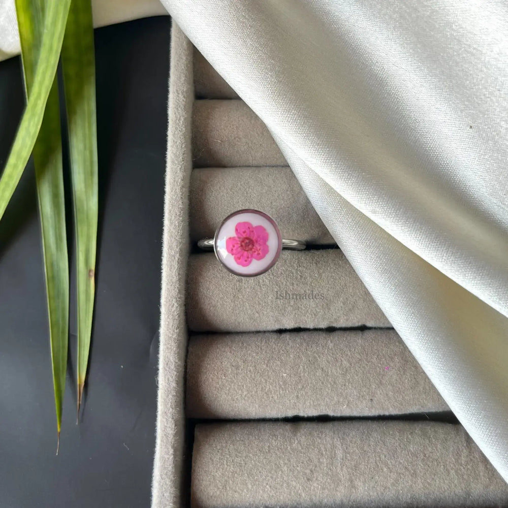 Bubblegum ring
