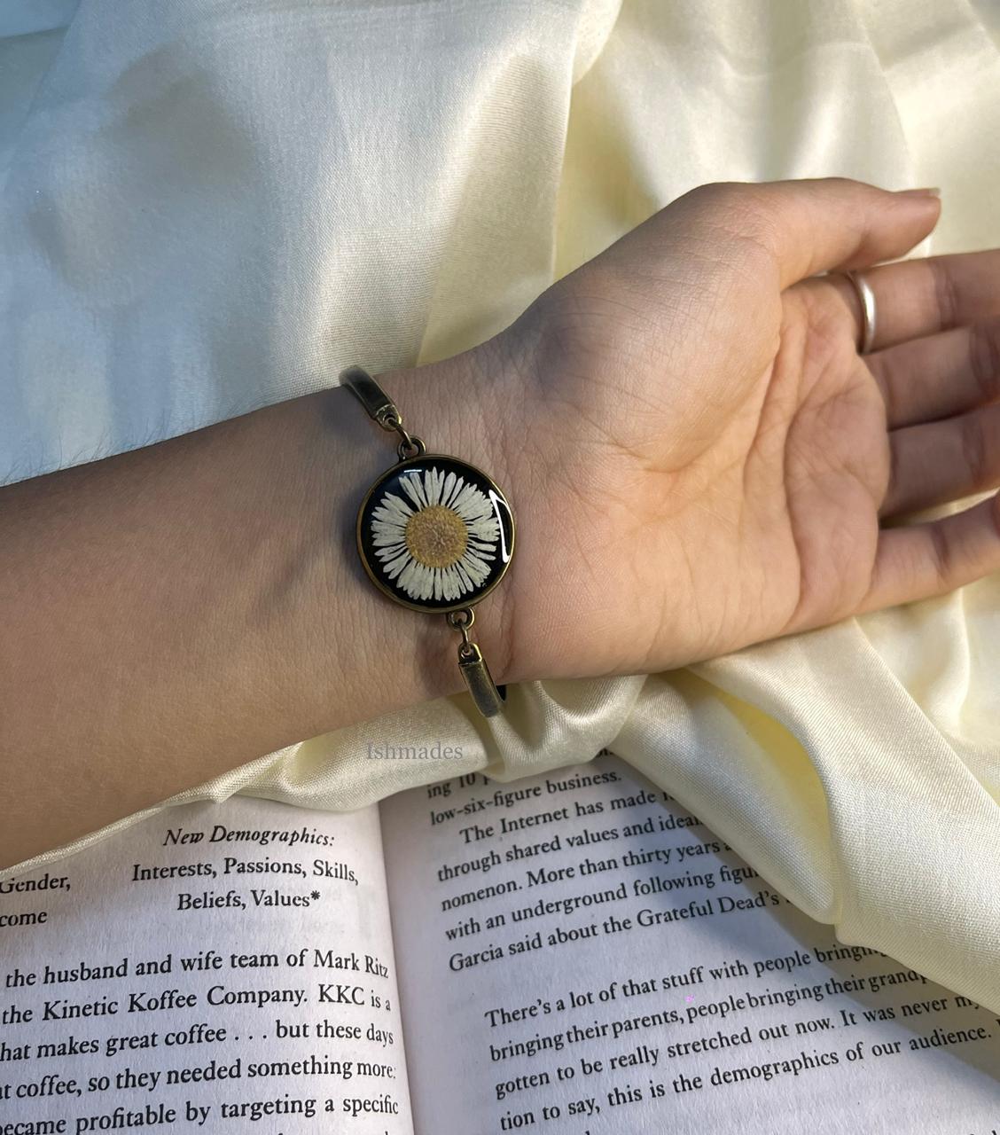 Asteria Antique Bracelet