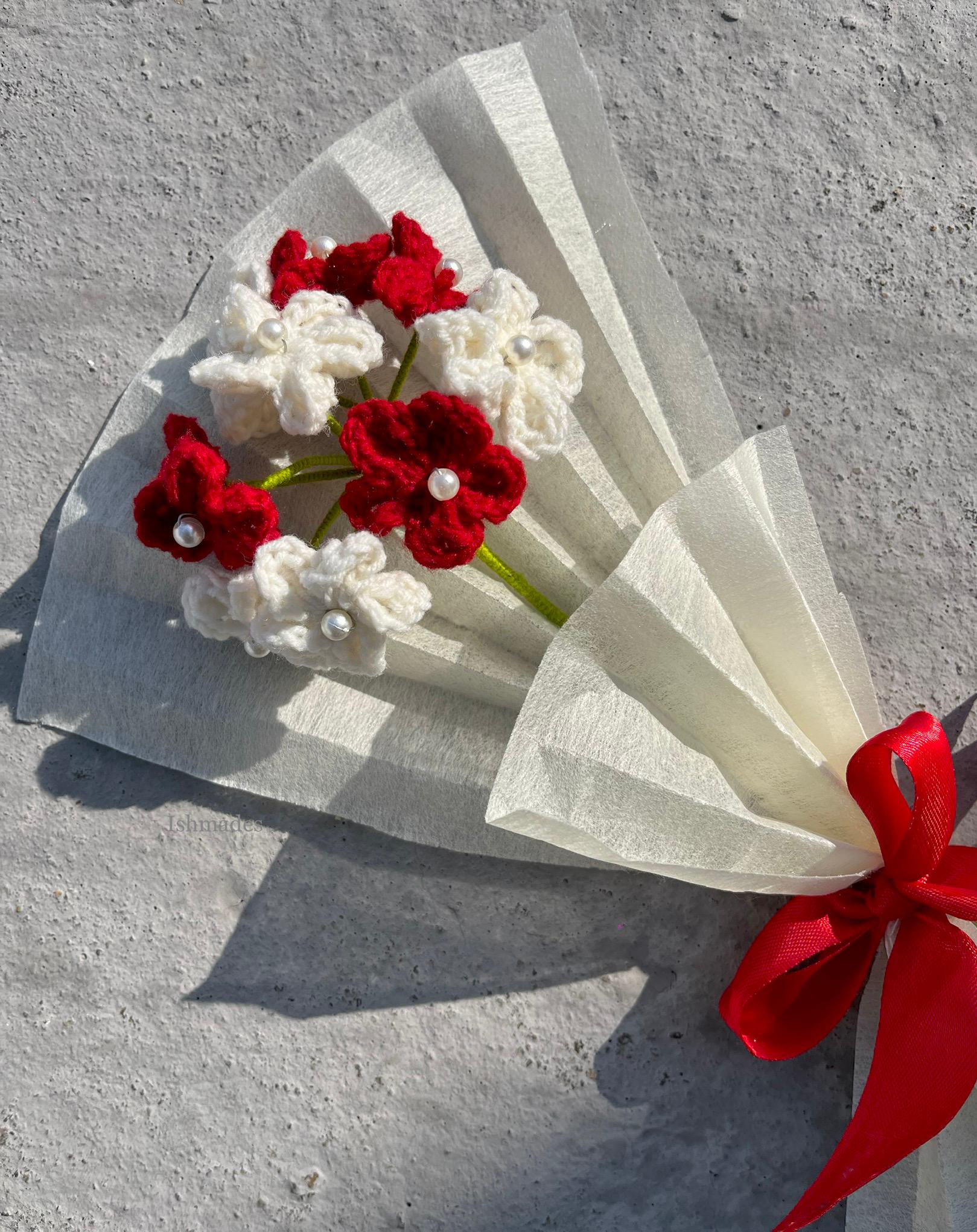 Red & White Reverie bouquet – Ishmades