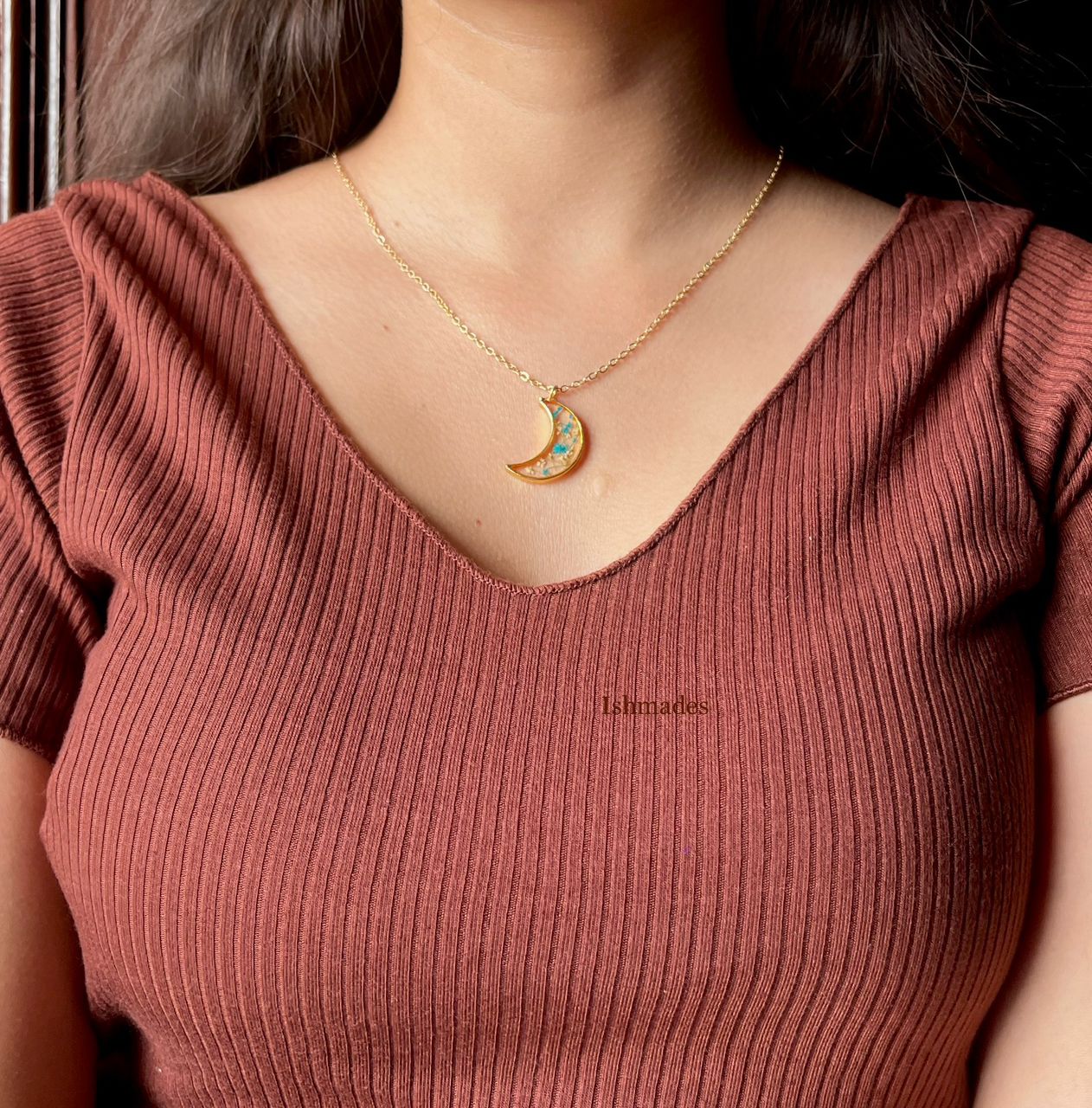 Luna lace locket