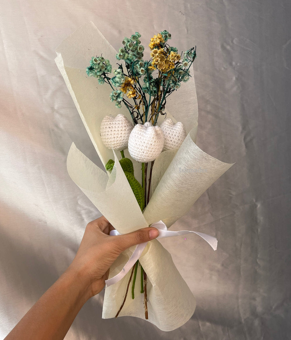 Tulip & Daisy Harmony bouquet