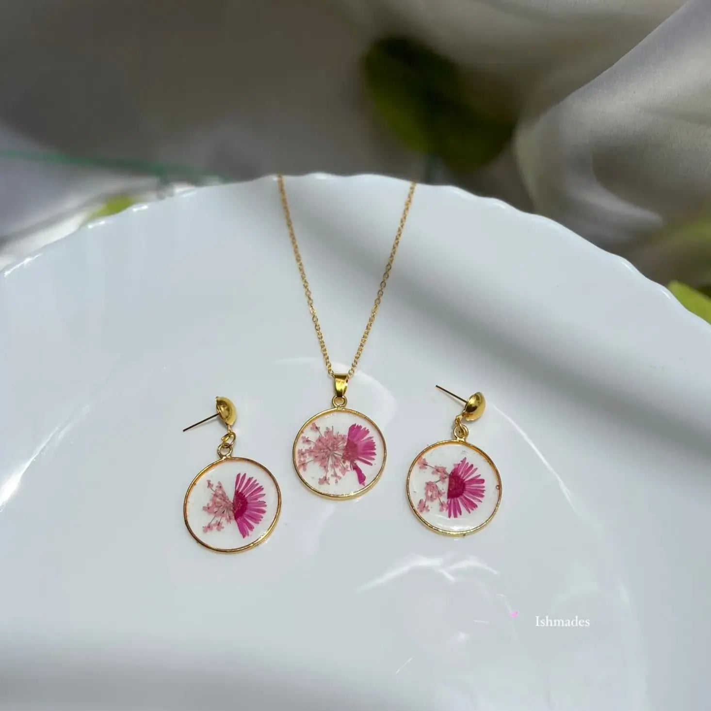 Blushing Aster Ensemble