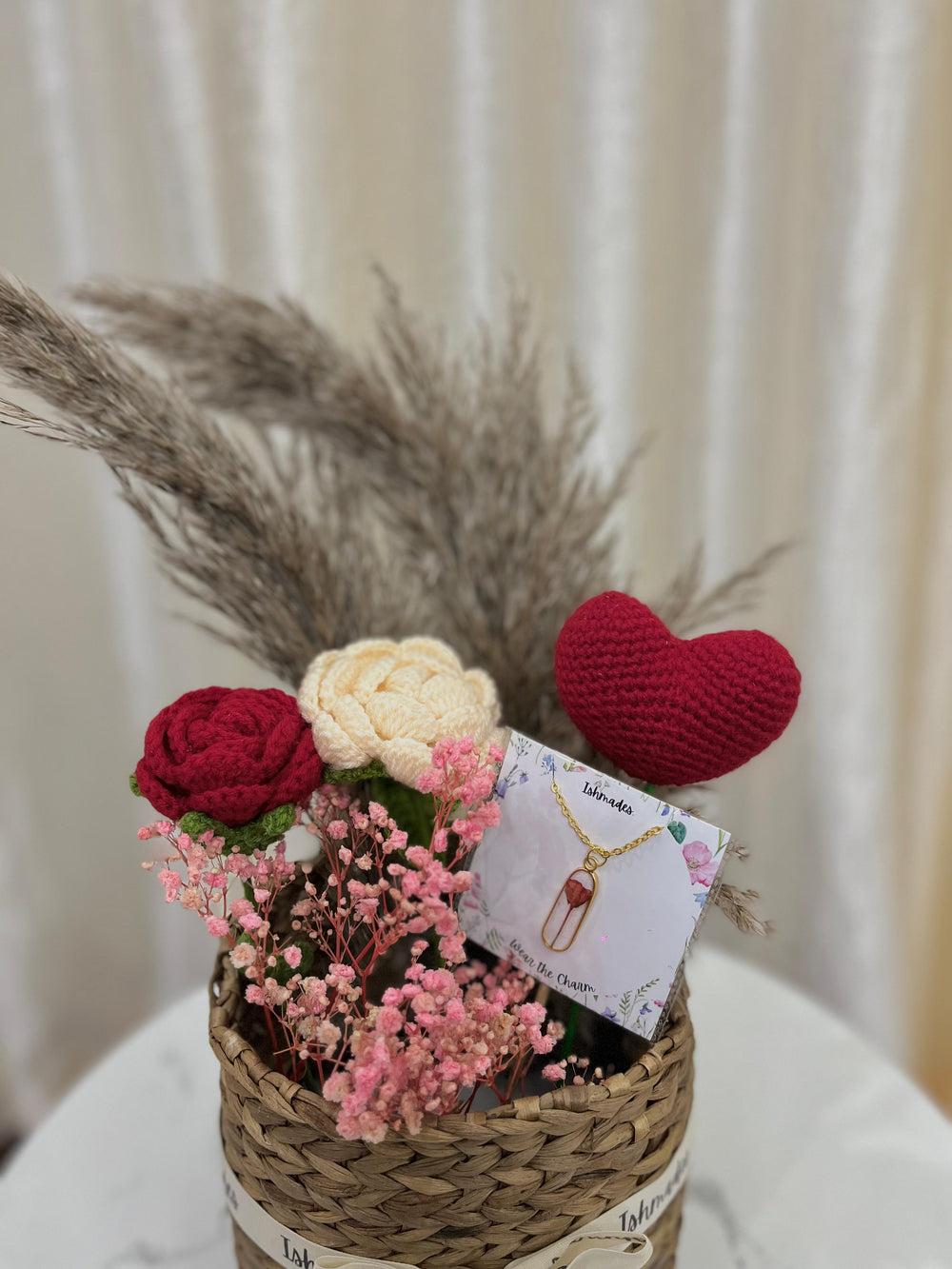 Heartstrings Luxe Basket