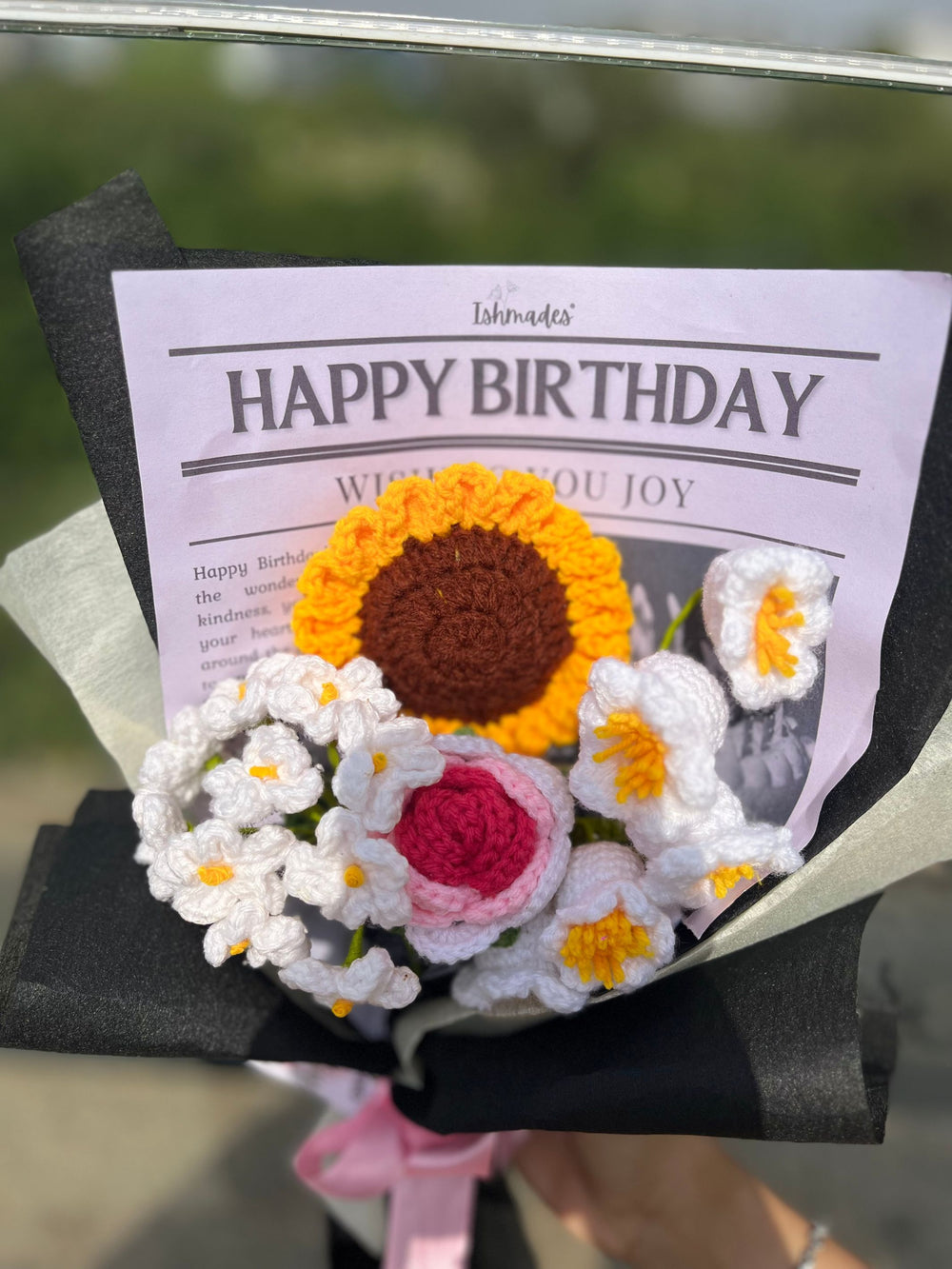 Happy birthday crochet bouquet