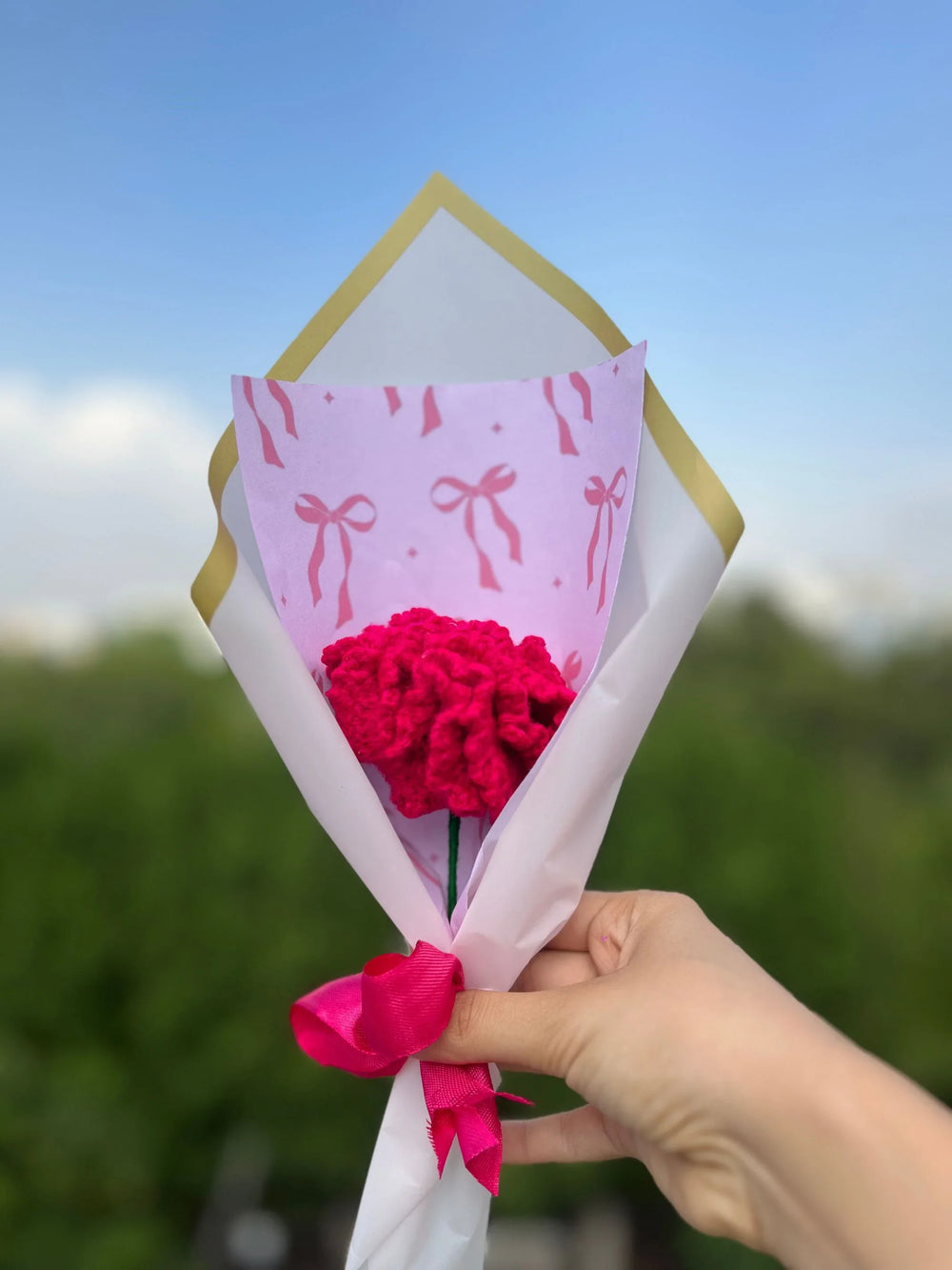 Bow carnation bouquet