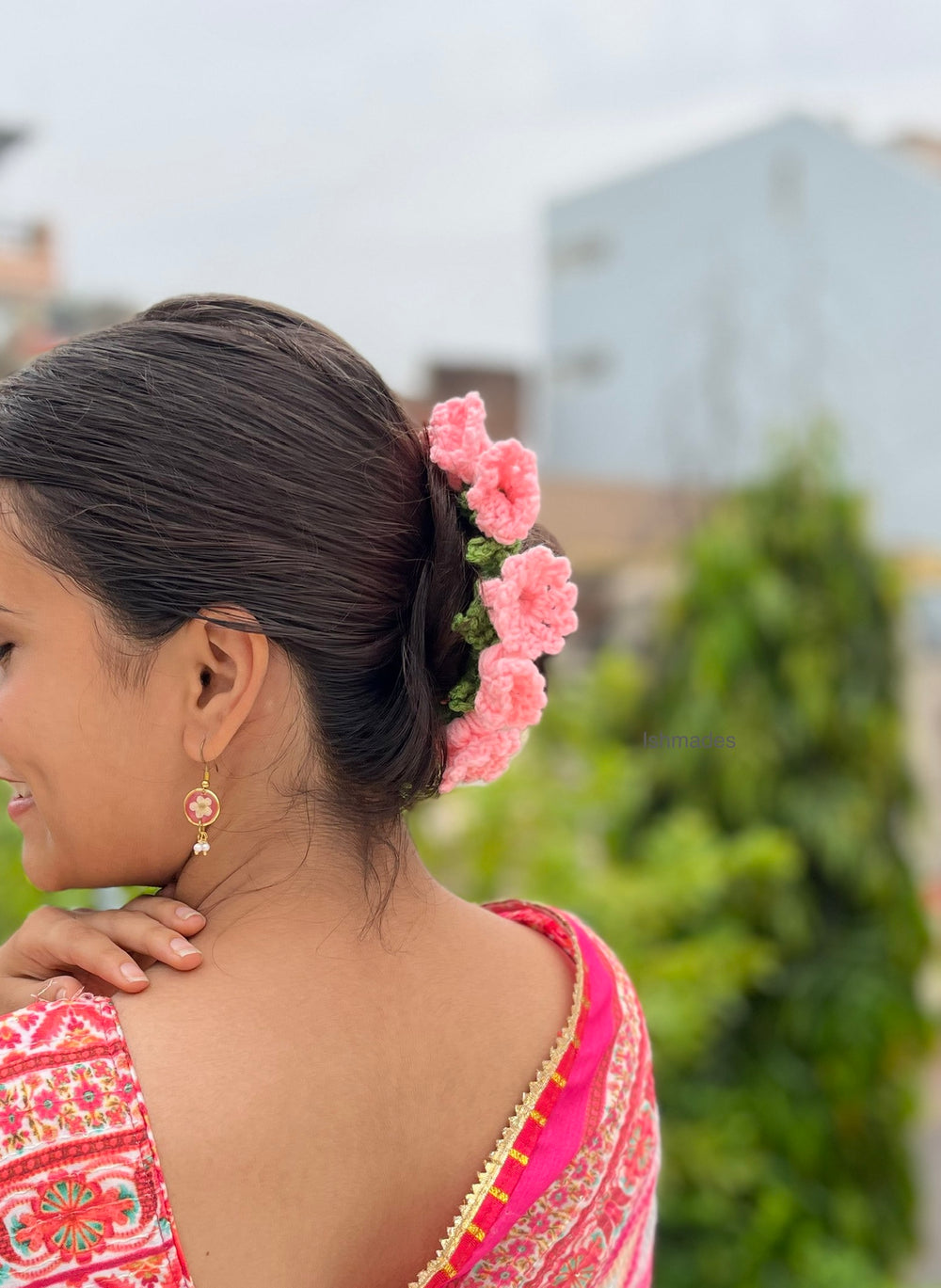 Bell flower crochet scrunchie