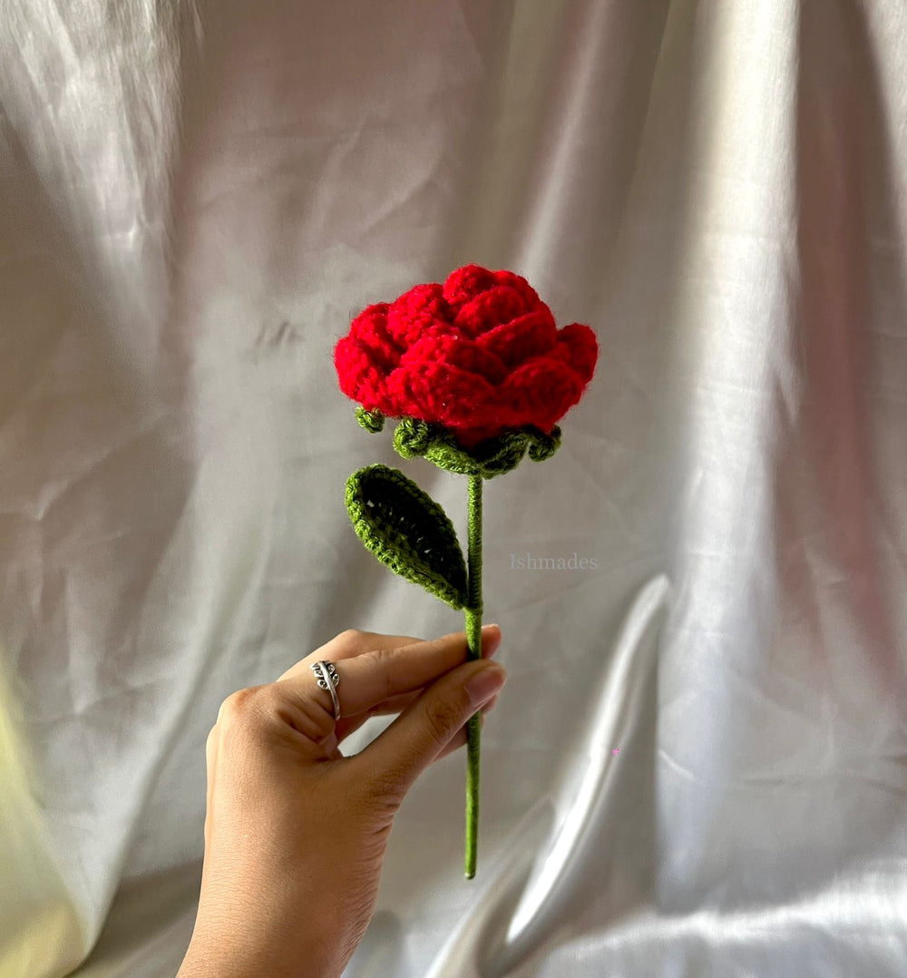 Red rose stick (1)