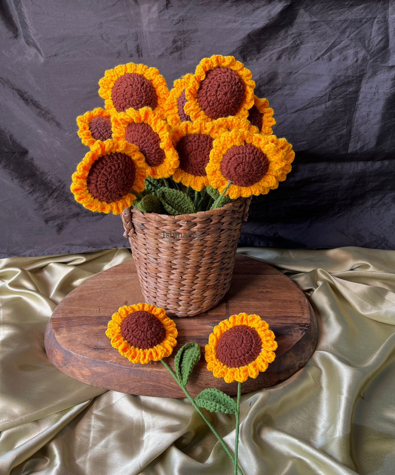 Crochet sunflower stick (1)