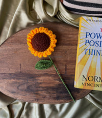Crochet sunflower stick (1)