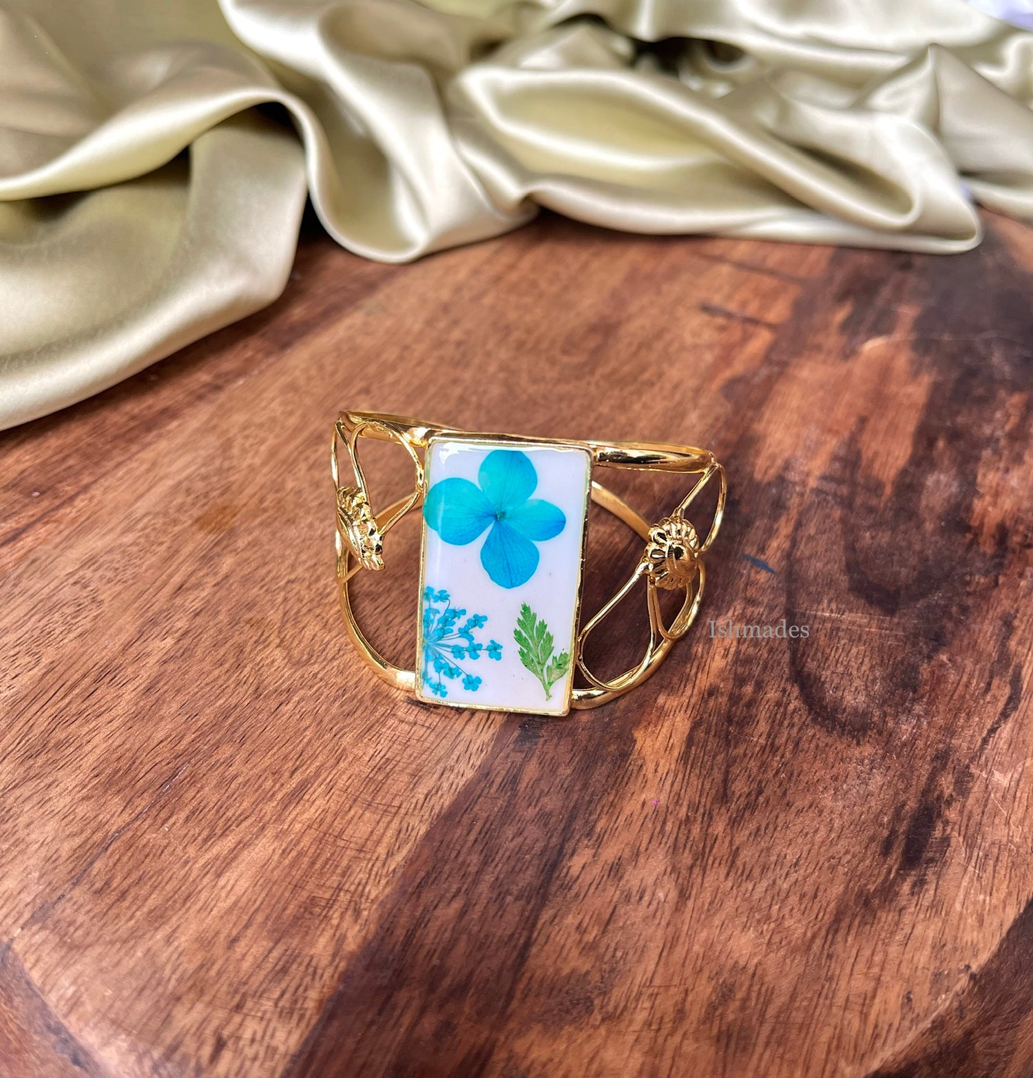 Vasudha kadha bracelet