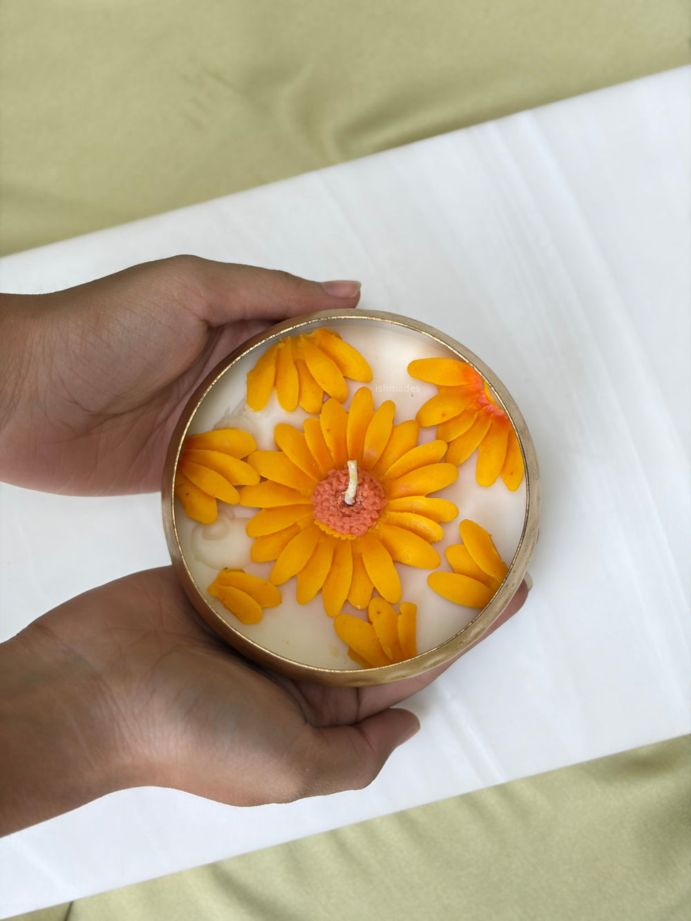 Floral urli candles